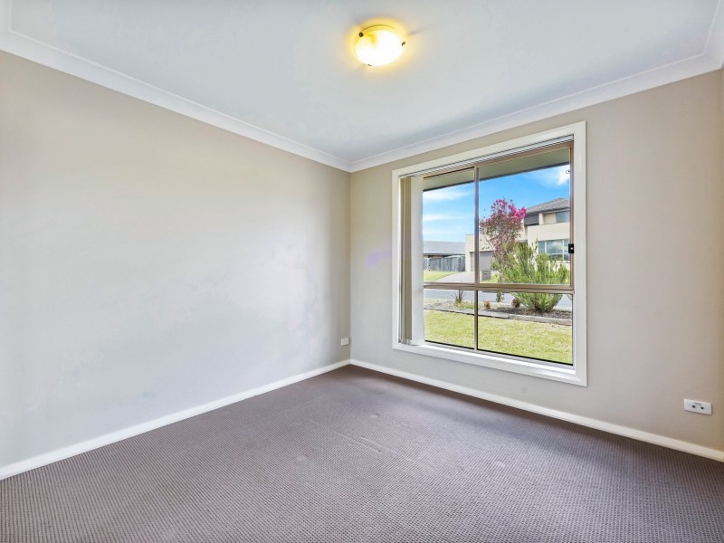2 Olearia Way, Aberglasslyn NSW 2320