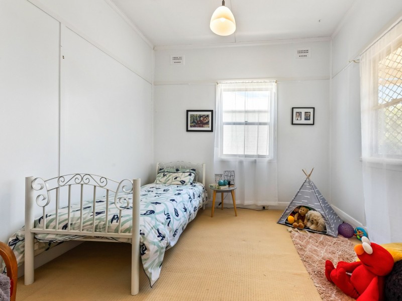 26 Thomas Street, Telarah NSW 2320