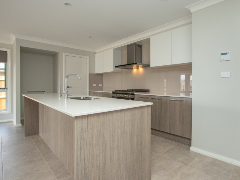 48 Wirraway Drive, Thornton NSW 2322