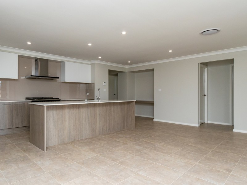 48 Wirraway Drive, Thornton NSW 2322