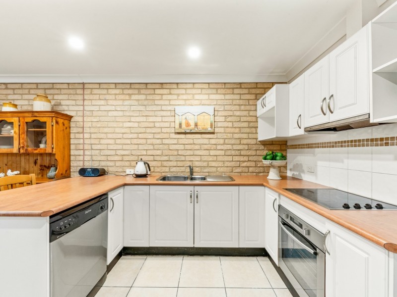 1/6 Worcester Drive, East Maitland NSW 2323