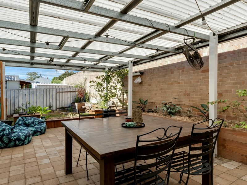 27 Ken Tubman Drive, Maitland NSW 2320