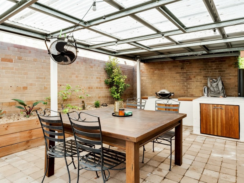 27 Ken Tubman Drive, Maitland NSW 2320