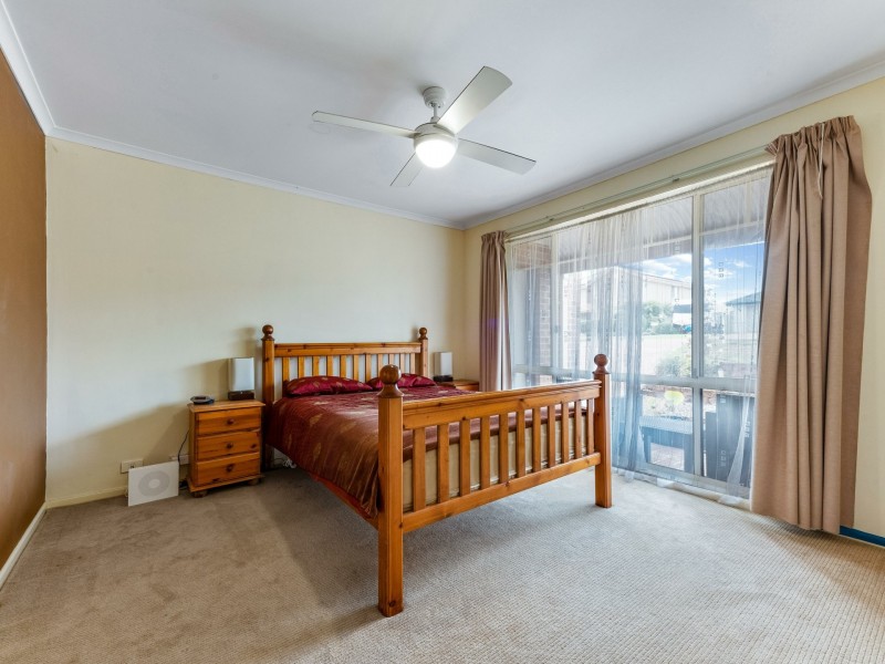 64 Nardoo Avenue, Aberglasslyn NSW 2320