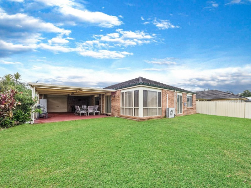 64 Nardoo Avenue, Aberglasslyn NSW 2320