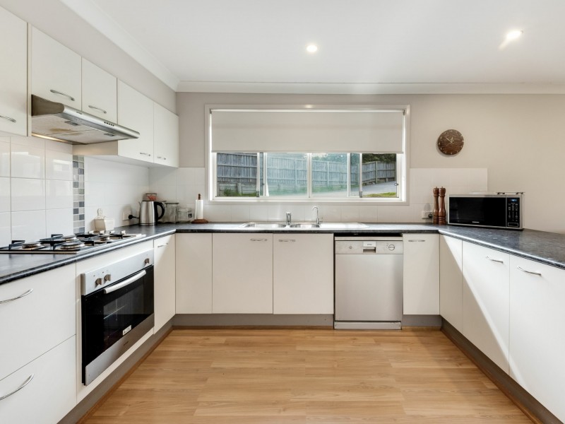 5 Galeff Place, Bolwarra Heights NSW 2320
