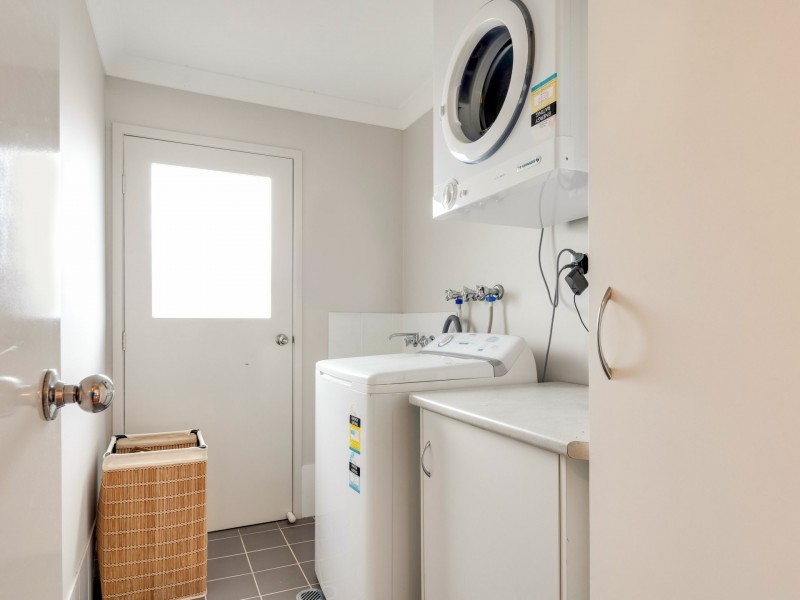 5 Galeff Place, Bolwarra Heights NSW 2320