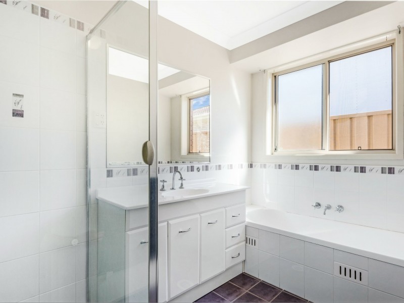 14 Diamond Circuit, Rutherford NSW 2320