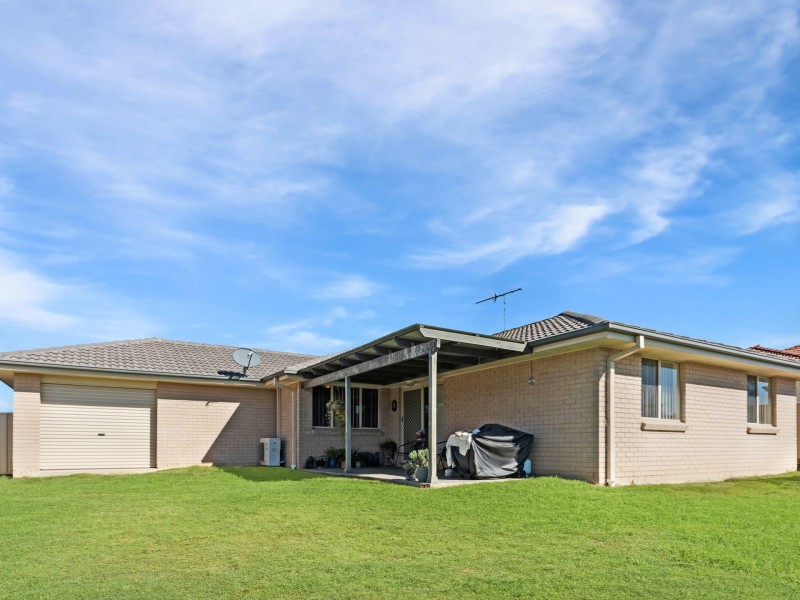 14 Diamond Circuit, Rutherford NSW 2320