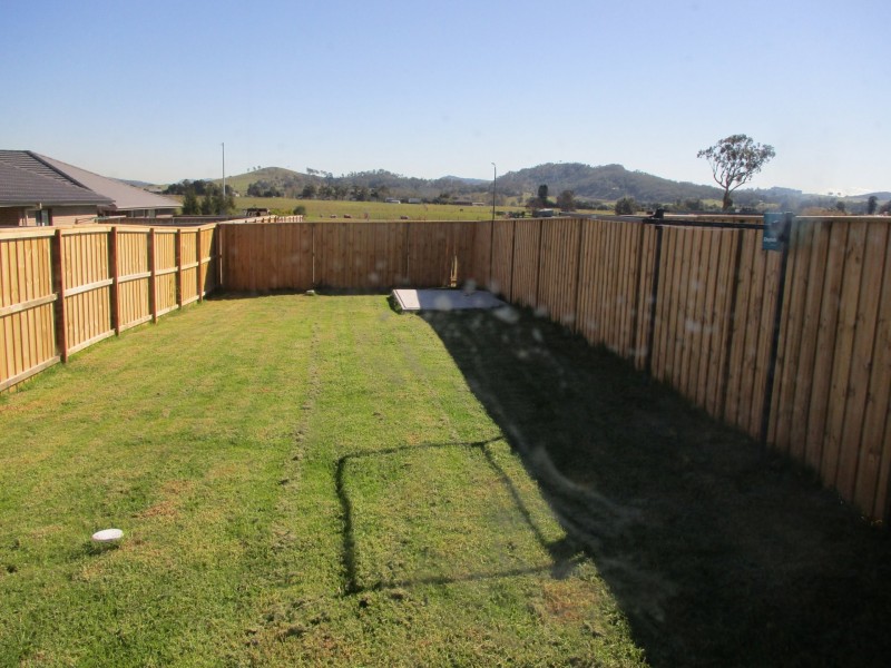 58a Plover Circuit, Aberglasslyn NSW 2320