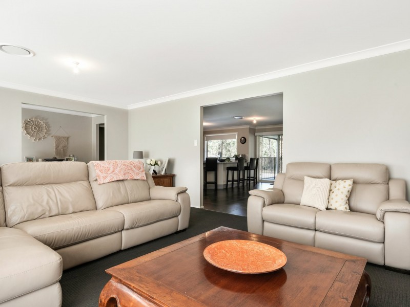 19 Hanwood Road, North Rothbury NSW 2335