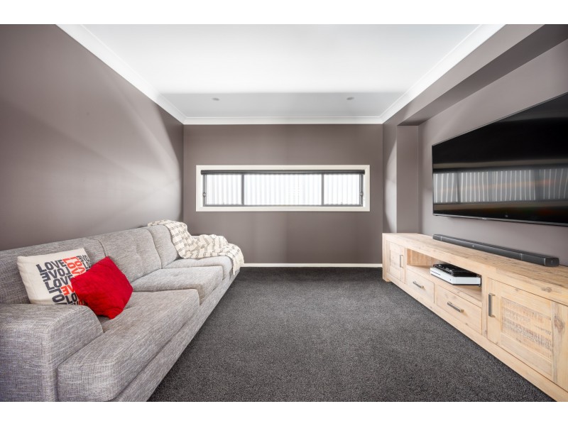 91 Saddlers Drive, Gillieston Heights NSW 2321