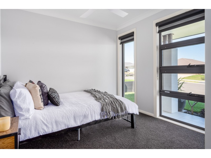 91 Saddlers Drive, Gillieston Heights NSW 2321