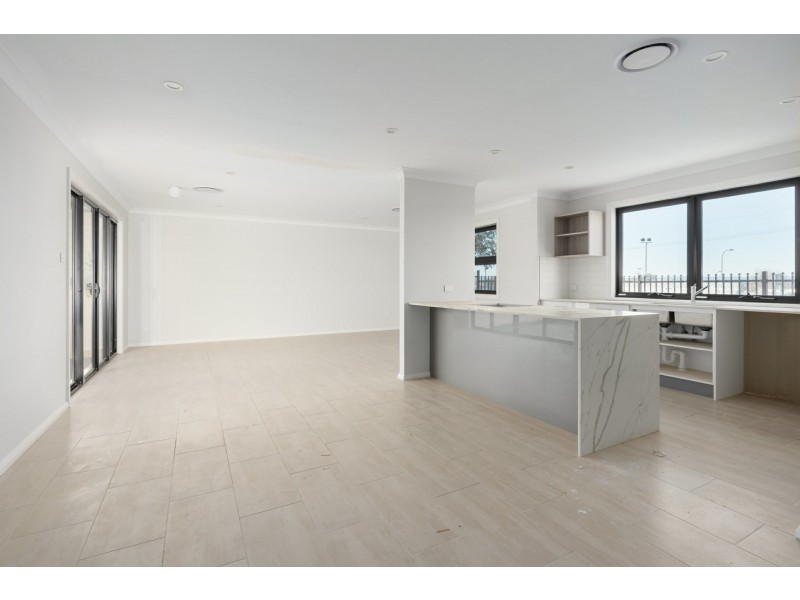 273 New England Highway, Rutherford NSW 2320