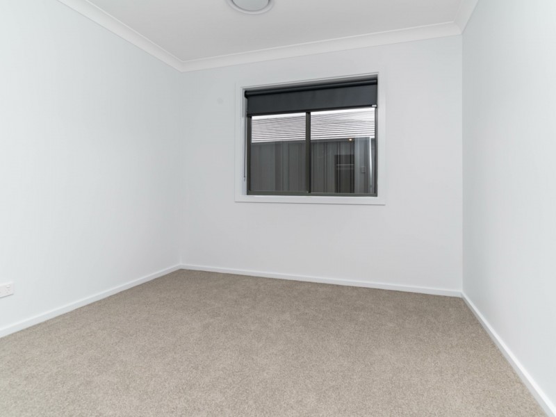 13 Fairway Street, Rutherford NSW 2320