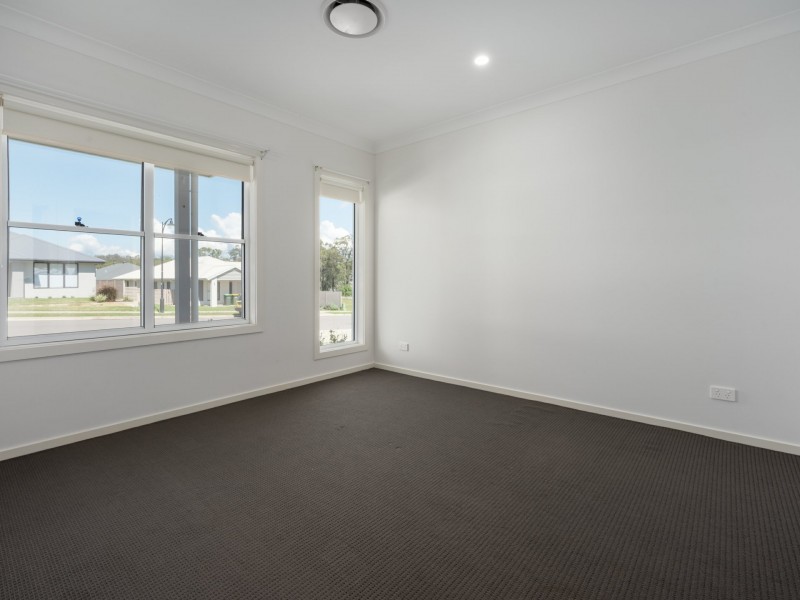 35 Bendeich Drive, North Rothbury NSW 2335