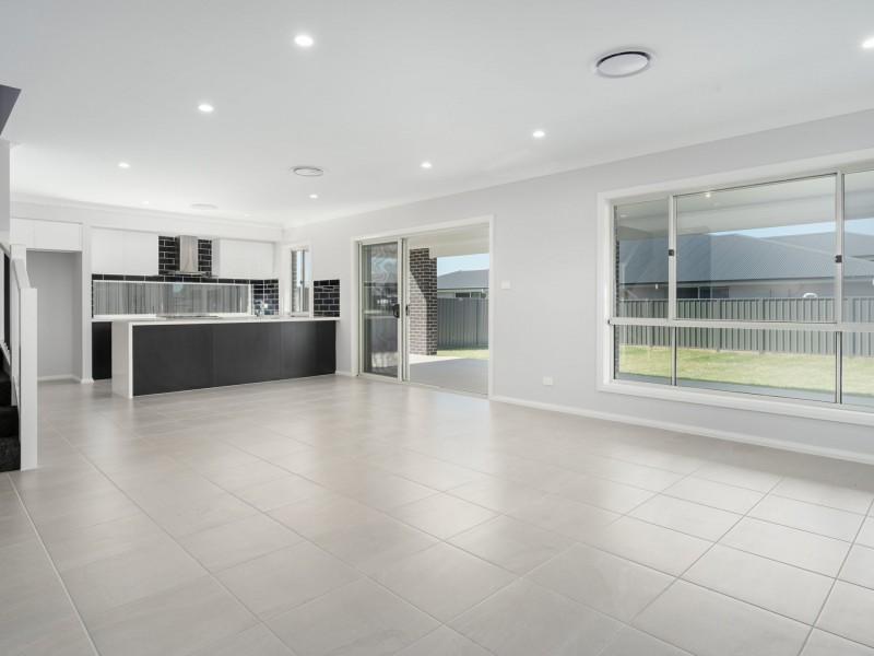 26 Centrefield Street, Rutherford NSW 2320