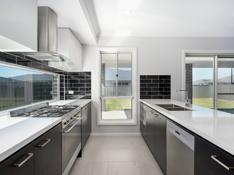 26 Centrefield Street, Rutherford NSW 2320