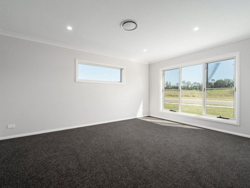 26 Centrefield Street, Rutherford NSW 2320