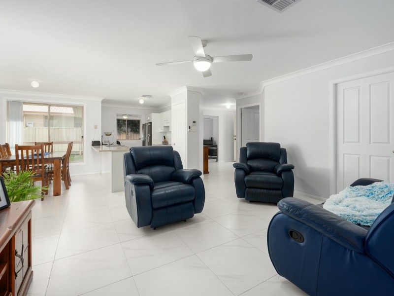 152 Aberglasslyn Road, Rutherford NSW 2320