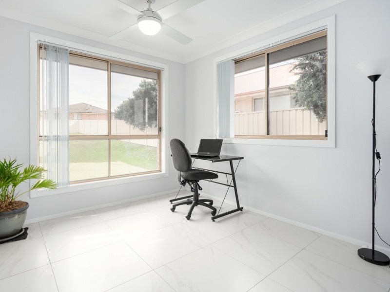 152 Aberglasslyn Road, Rutherford NSW 2320