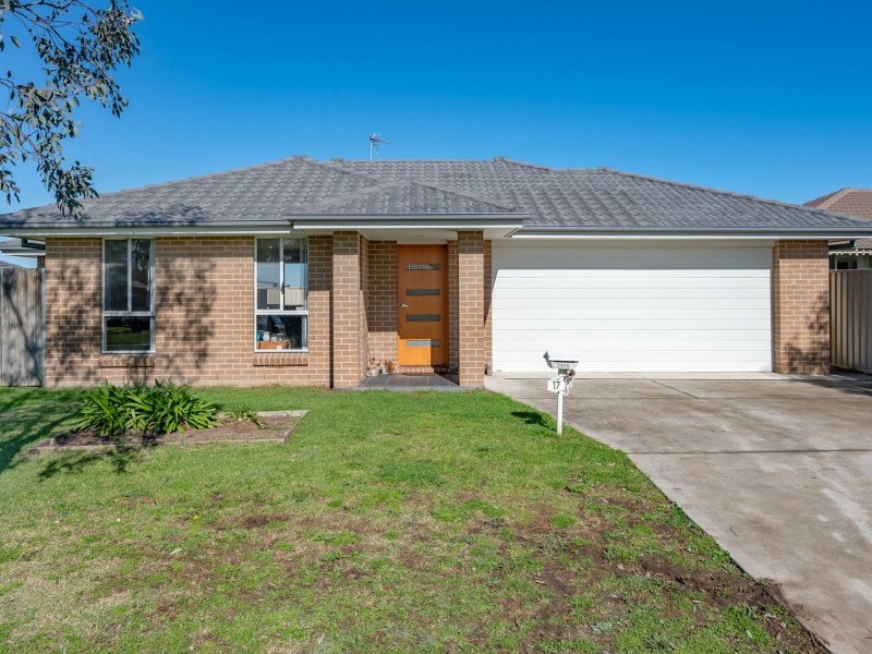 17 Portabello Crescent, Thornton NSW 2322