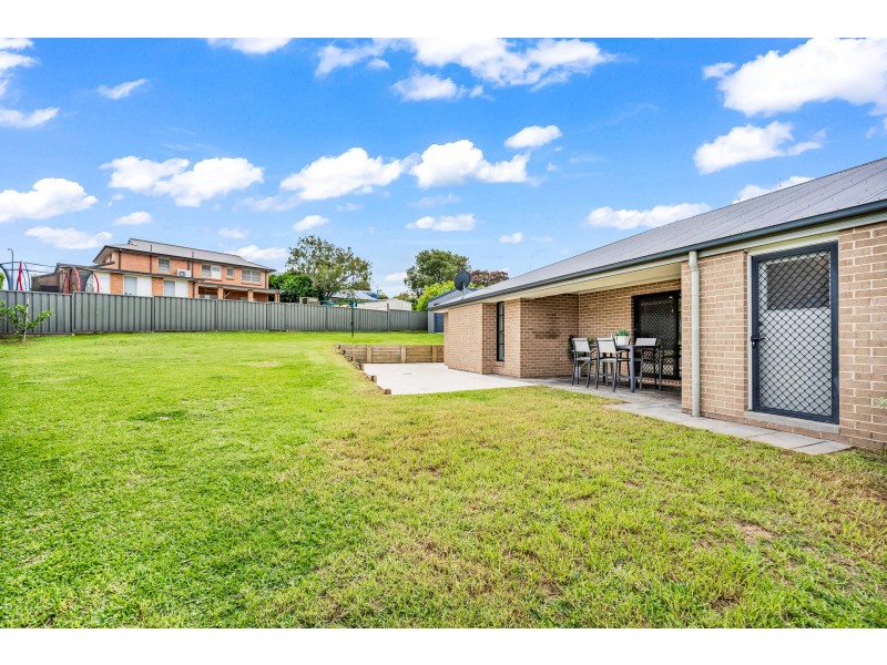 15 Pinnacle Close, Bolwarra Heights NSW 2320