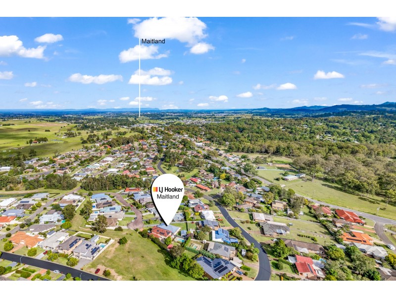 15 Pinnacle Close, Bolwarra Heights NSW 2320