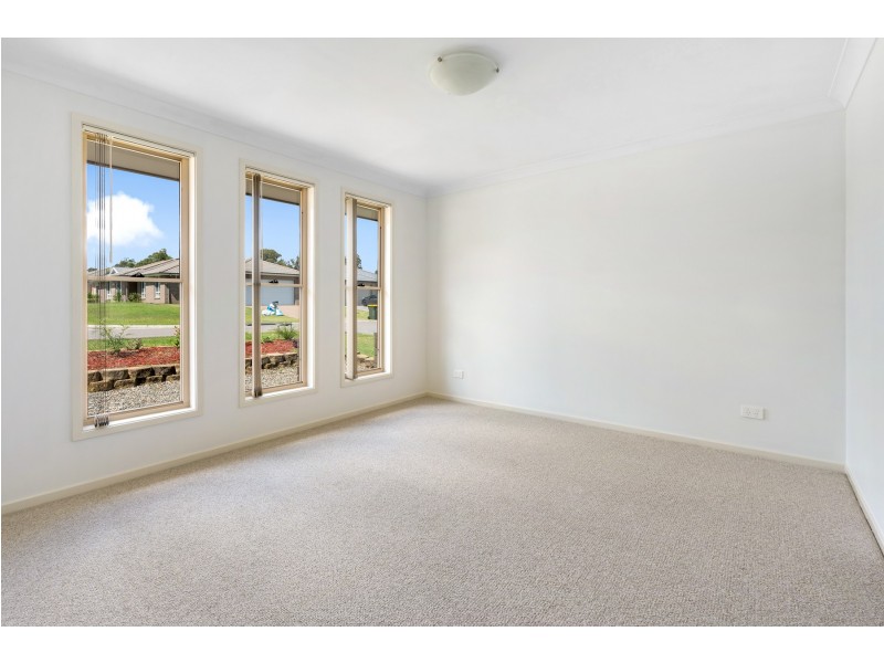 42 Taminga Road, Cliftleigh NSW 2321