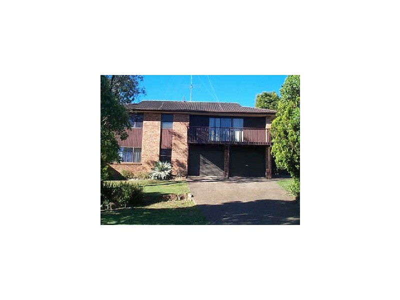 10 Frater Avenue, Tenambit NSW 2323