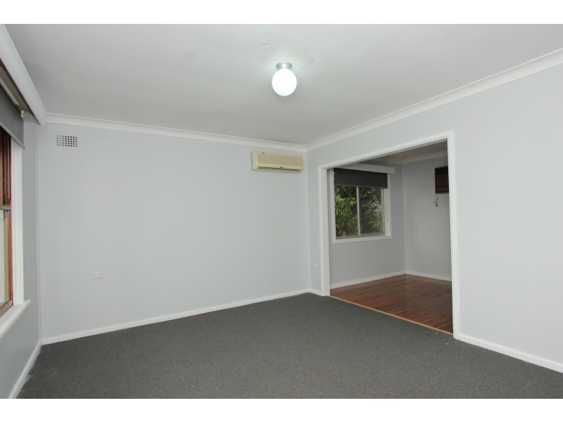 4 Jarrett Street, Waratah West NSW 2298