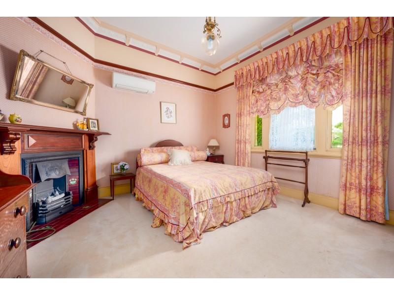 26 King Street, Lorn NSW 2320