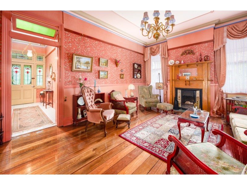 26 King Street, Lorn NSW 2320