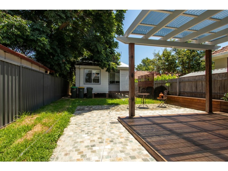38 Roxburgh Street, Lorn NSW 2320