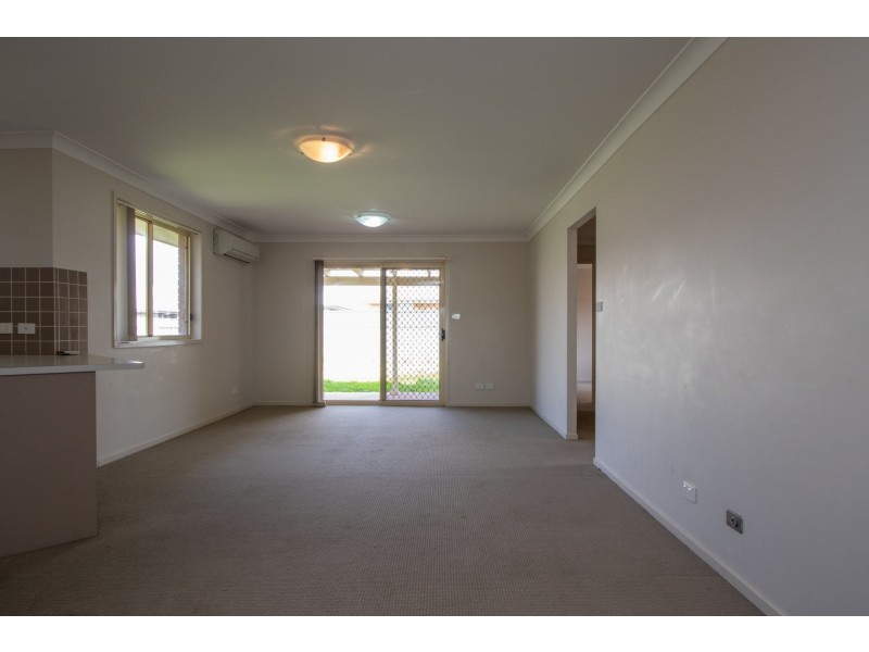 34 Niven Parade, Rutherford NSW 2320