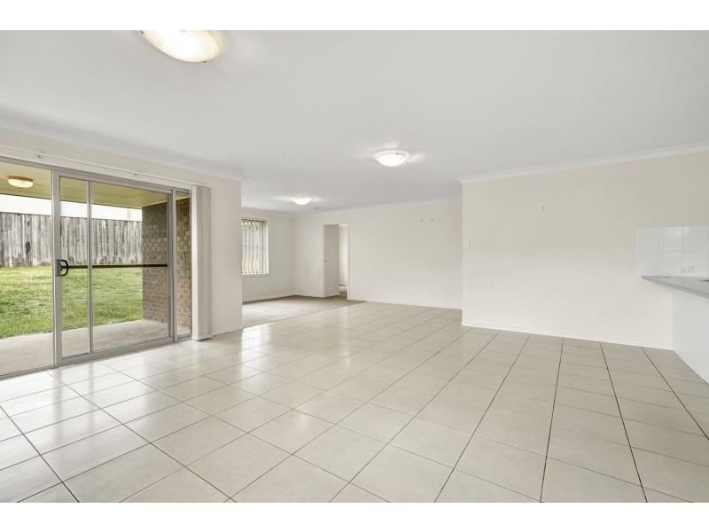39 Saddlers Drive, Gillieston Heights NSW 2321