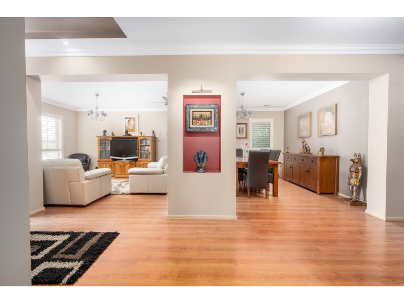 1 James Leslie Drive, Gillieston Heights NSW 2321