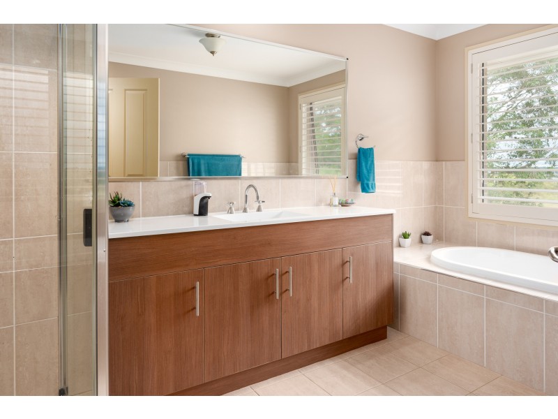 1 James Leslie Drive, Gillieston Heights NSW 2321