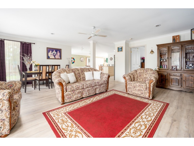 9 Dumont Close, Rutherford NSW 2320