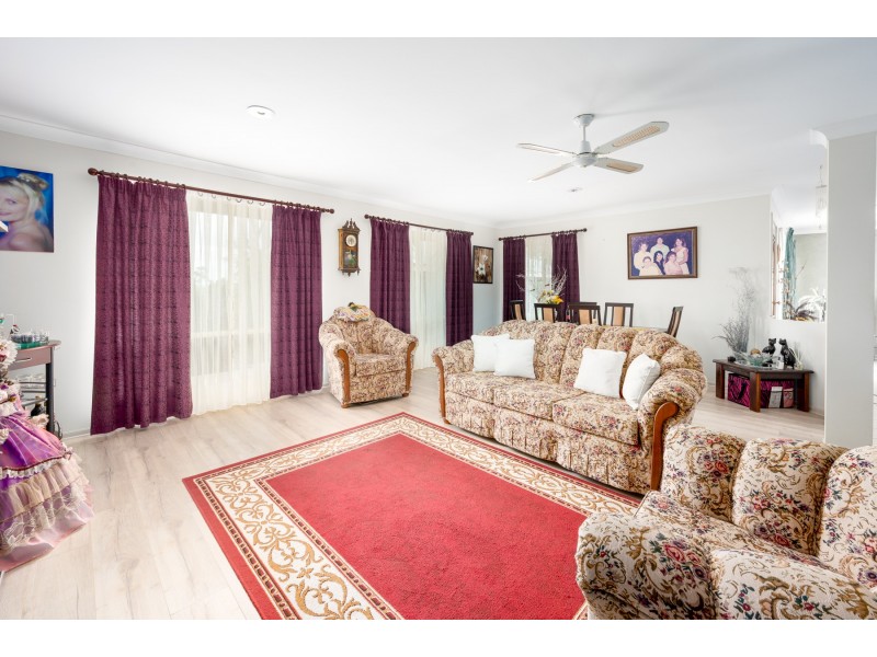 9 Dumont Close, Rutherford NSW 2320