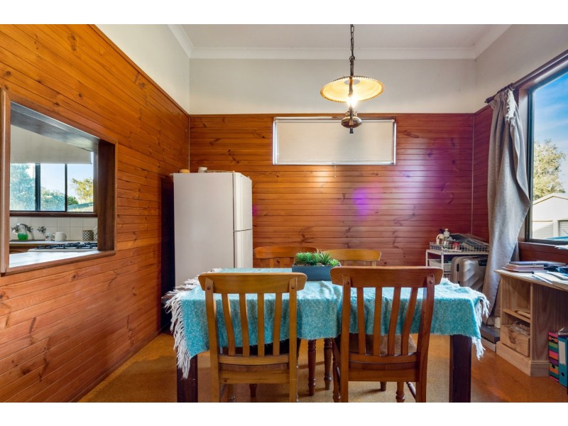 219 Morpeth Road, Raworth NSW 2321