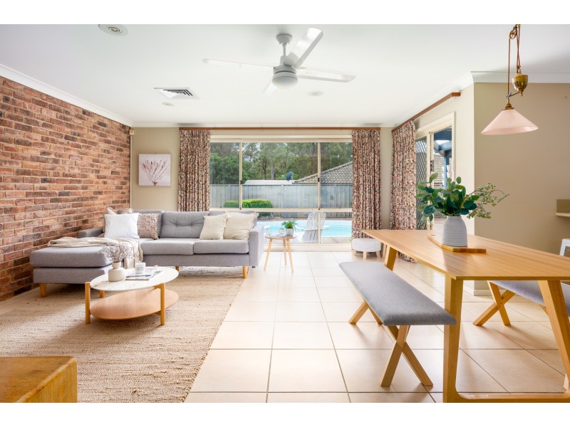 22 Adele Crescent, Ashtonfield NSW 2323