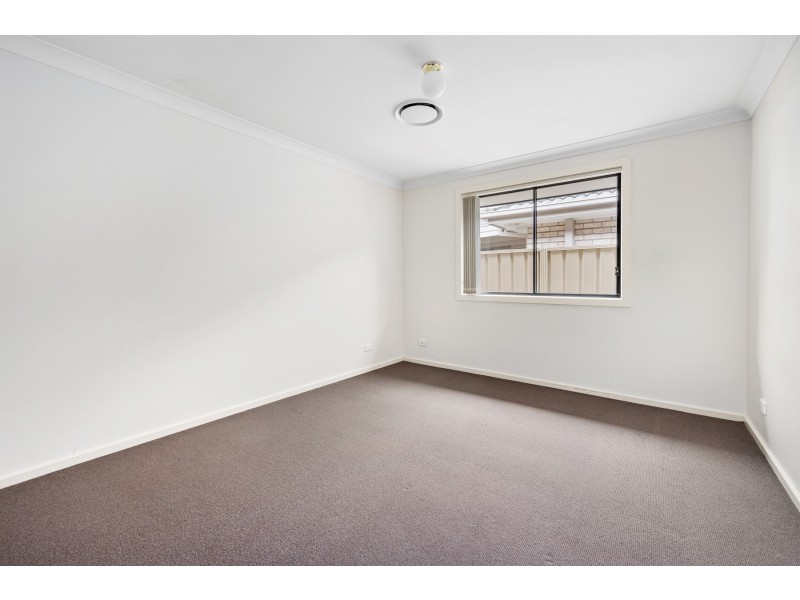 3 Diamond Circuit, Rutherford NSW 2320