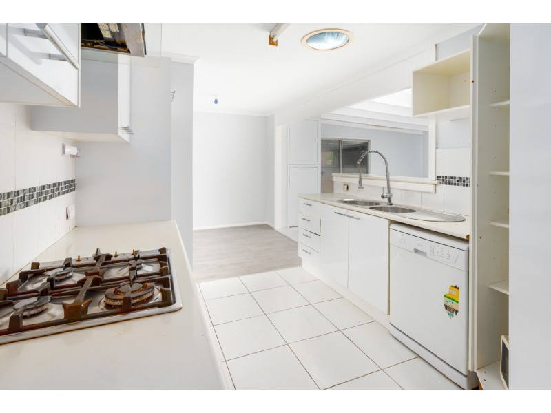 4 Woolley Close, Thornton NSW 2322