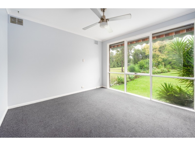 4 Woolley Close, Thornton NSW 2322