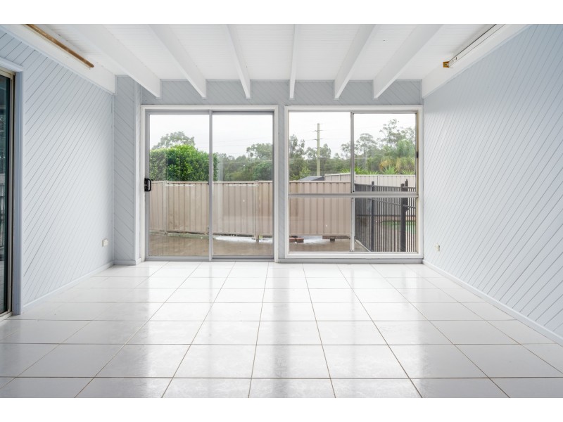 4 Woolley Close, Thornton NSW 2322