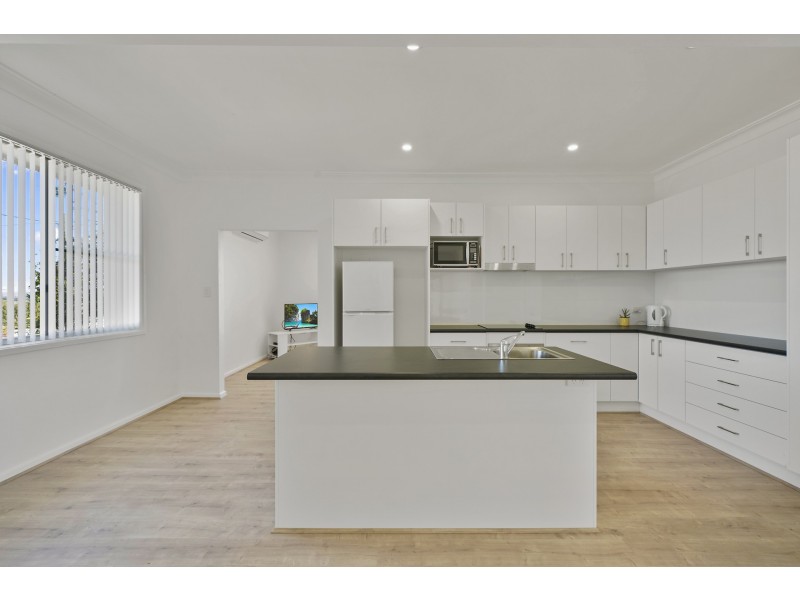 16 Ferry Place, East Maitland NSW 2323