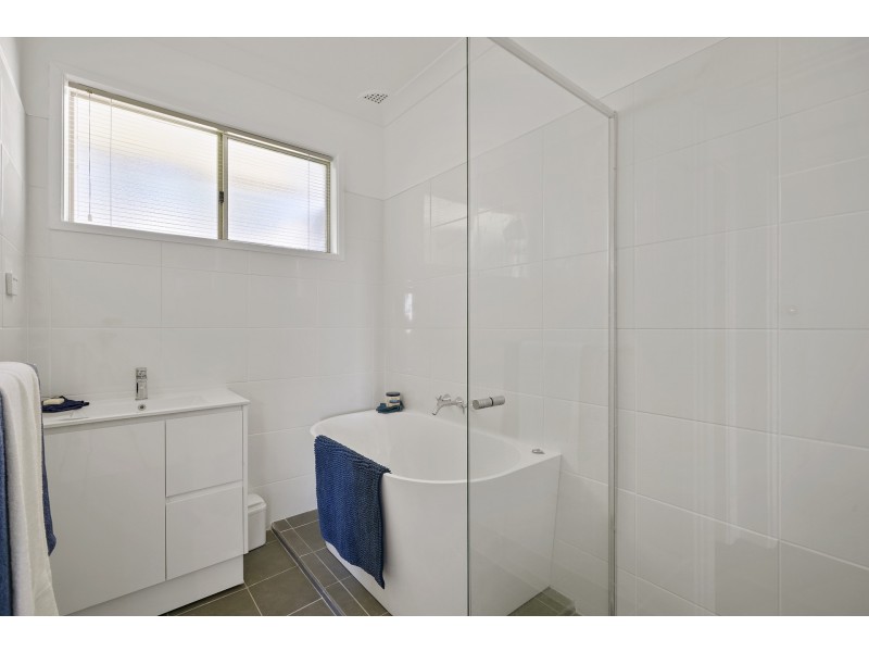 16 Ferry Place, East Maitland NSW 2323
