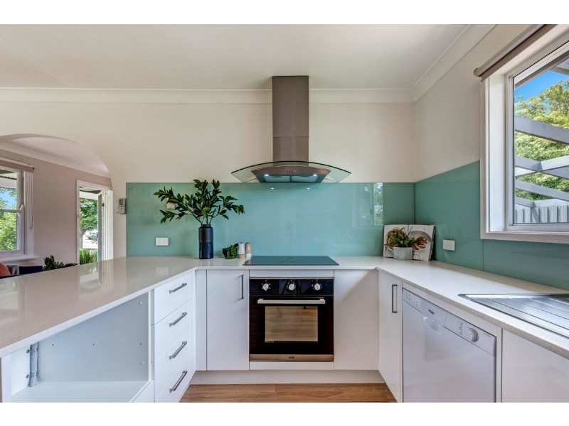 2 Wood Street, Gillieston Heights NSW 2321