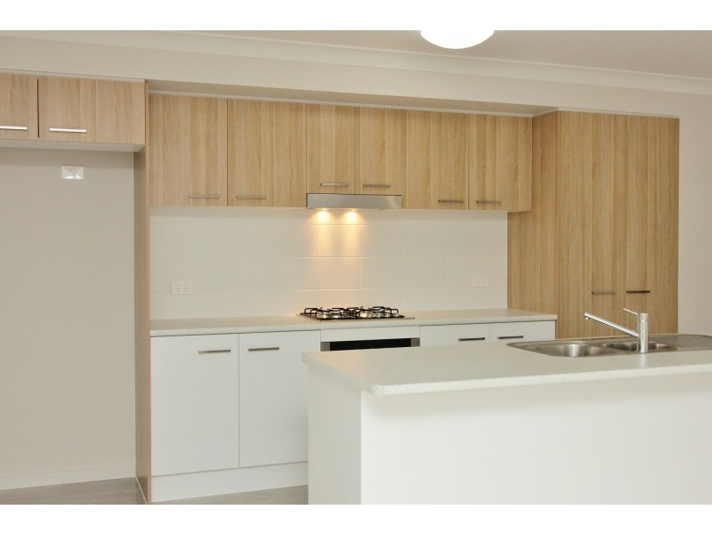 36 Golden Whistler Avenue, Aberglasslyn NSW 2320